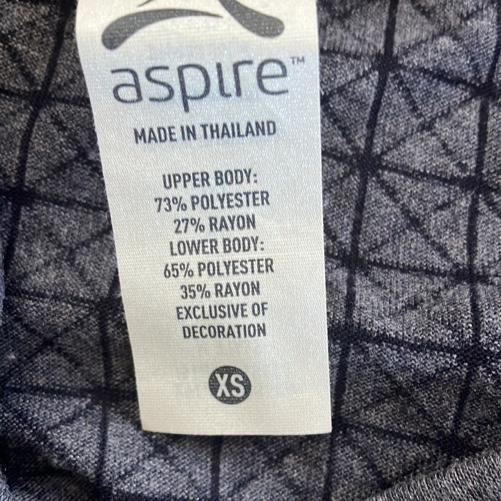 NWOT Aspire V-Neck T-Shirt - Picture 5 of 5